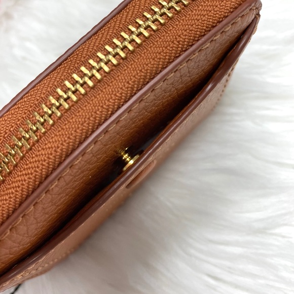 👝🐌 MARC JACOBS Leather Zip Wallet 🐌👝 - Picture 8 of 16